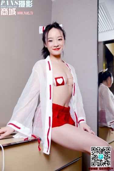 动漫美女挤奶